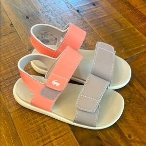 ❤️ See KIA Run Kids Sandals in Coral and Gray